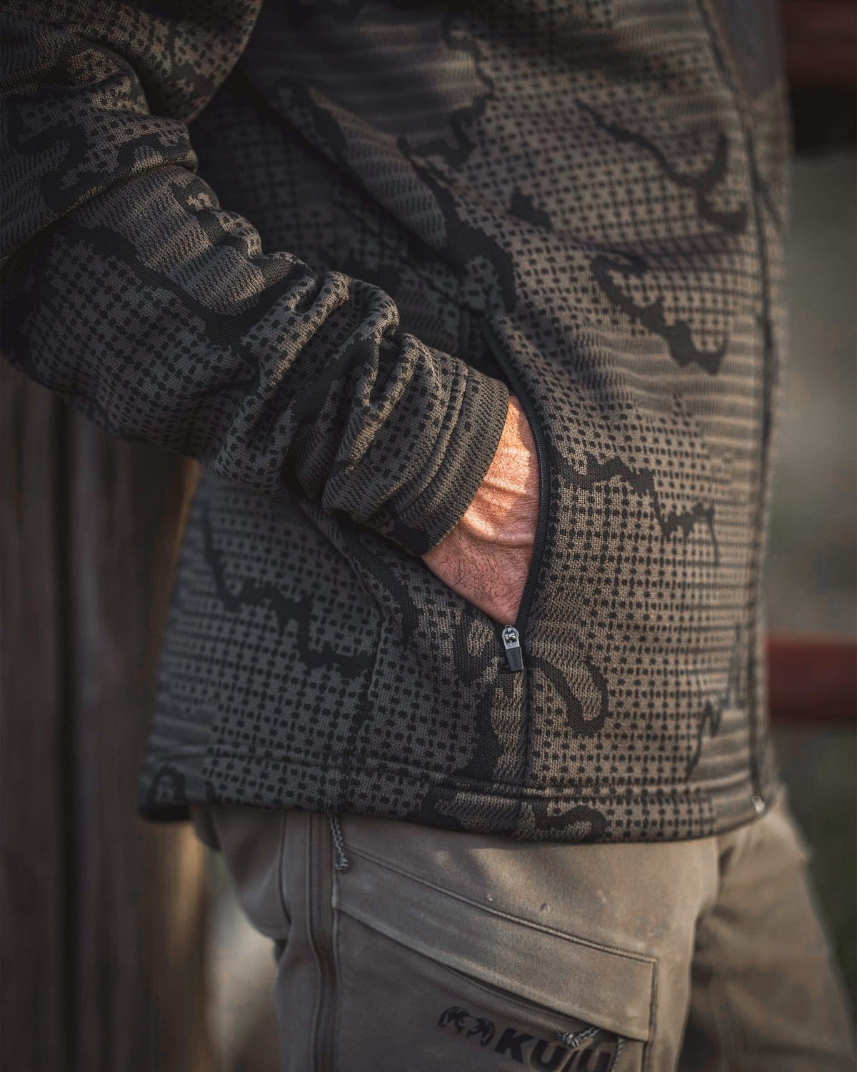 Outland Fleece Full Zip | Asphalt Tonal