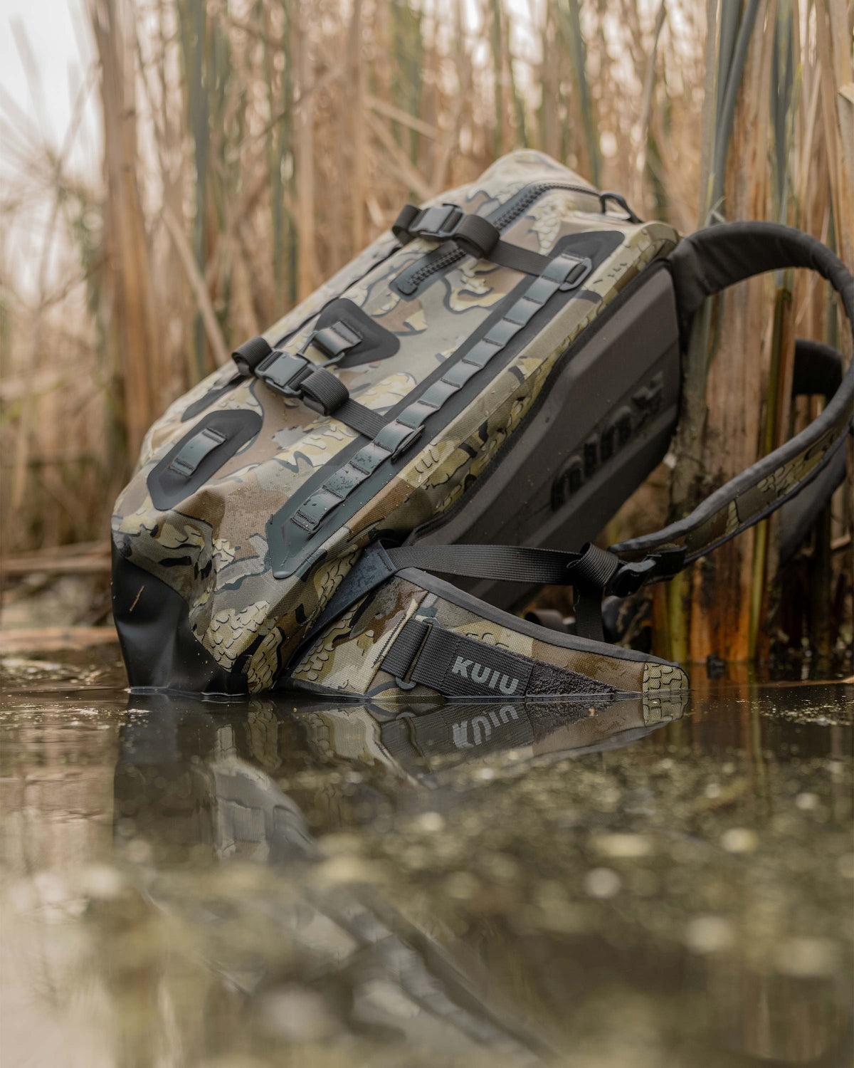 DeltaStorm 2200 Submersible Backpack | Veros