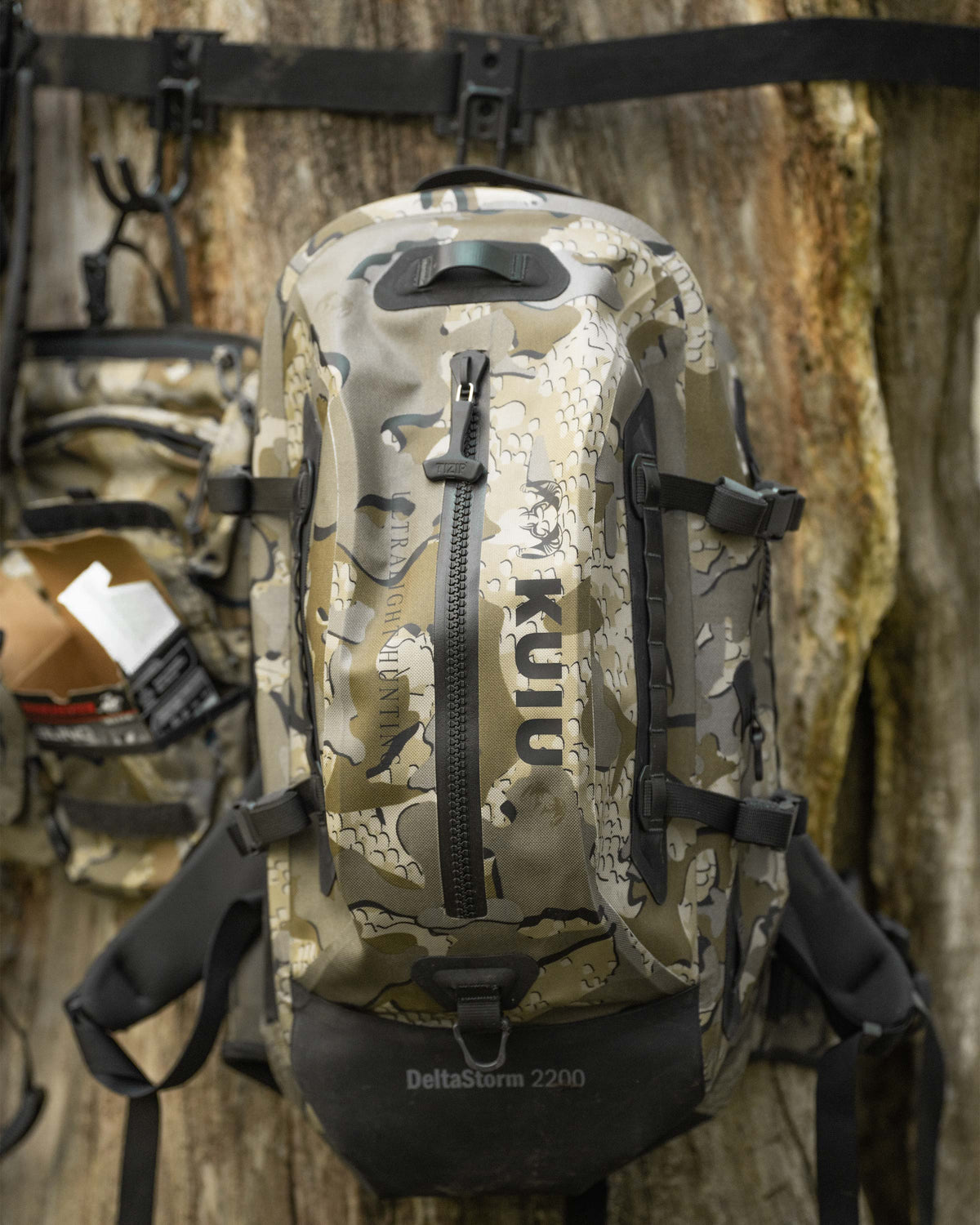 DeltaStorm 2200 Submersible Backpack | Veros